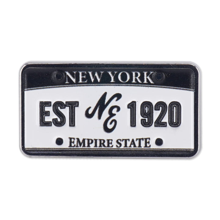 เข็มกลัดติดหมวก New Era รุ่น New Era Car Plate 1920 Silver Cap Pin