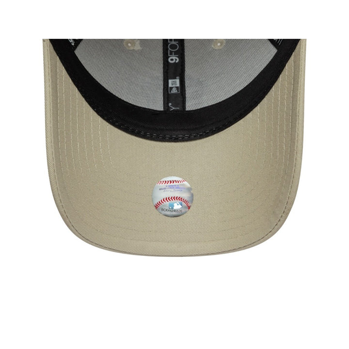 หมวกแก๊ป New Era รุ่น New York Yankees Outline Camo Stone 9Forty Cap