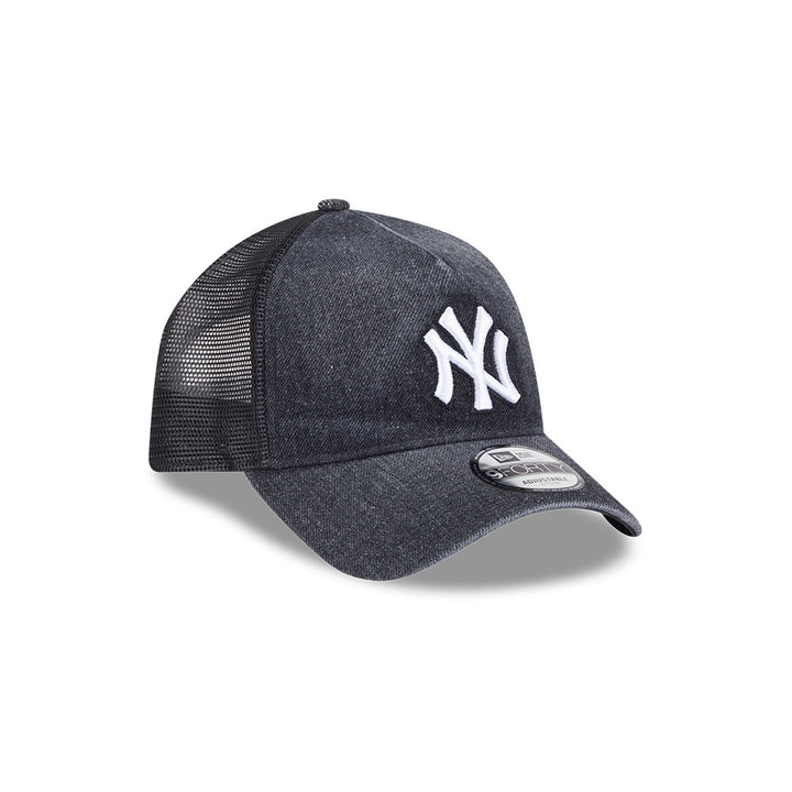 หมวกแก๊ป New Era รุ่น New York Yankees Washed Denim Black 9Forty A-Frame Trucker Cap