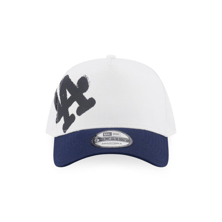 หมวกแก๊ป New Era รุ่น Los Angeles Dodgers Spray Paint 2-Tone Oceanside Blue Visor White 9Forty A-Frame Cap