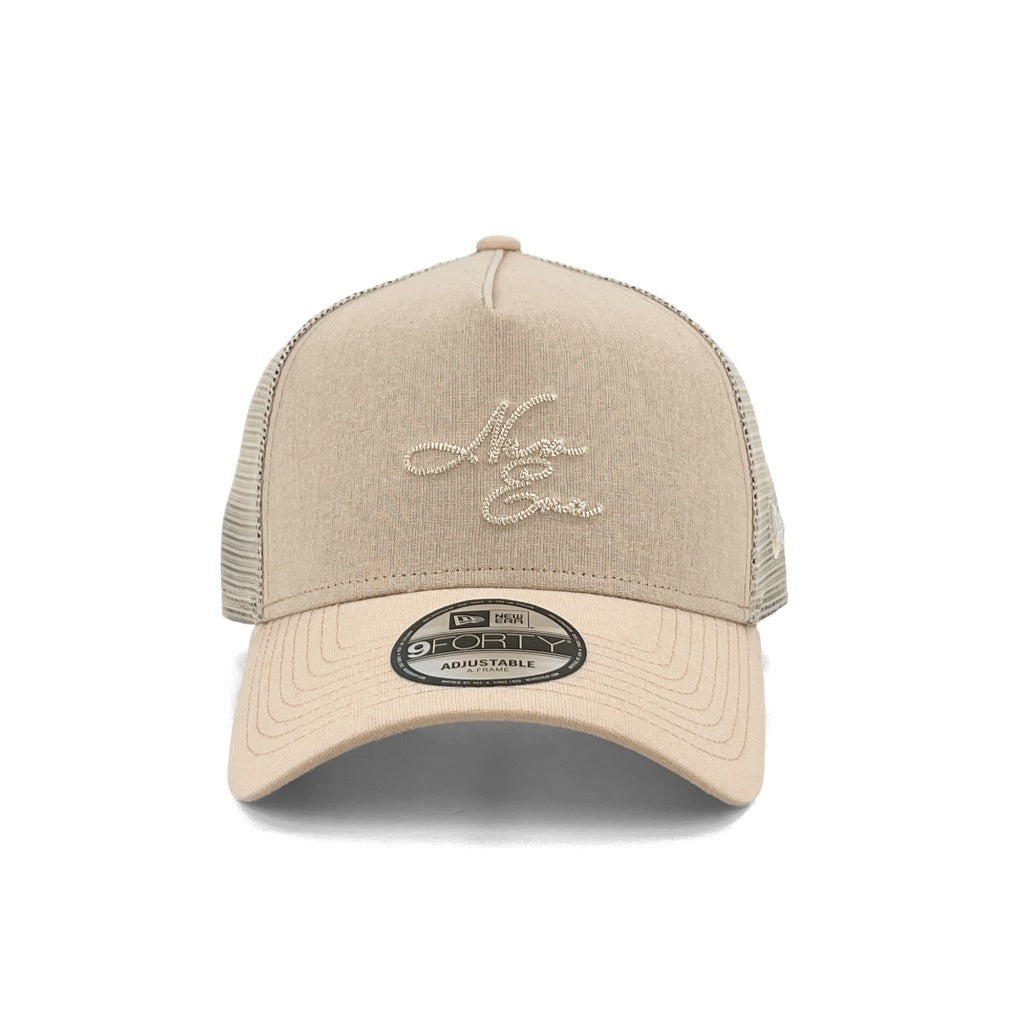 หมวกแก๊ป New Era รุ่น New Era Cotton Linen Beige 9Forty A-Frame Trucker Cap