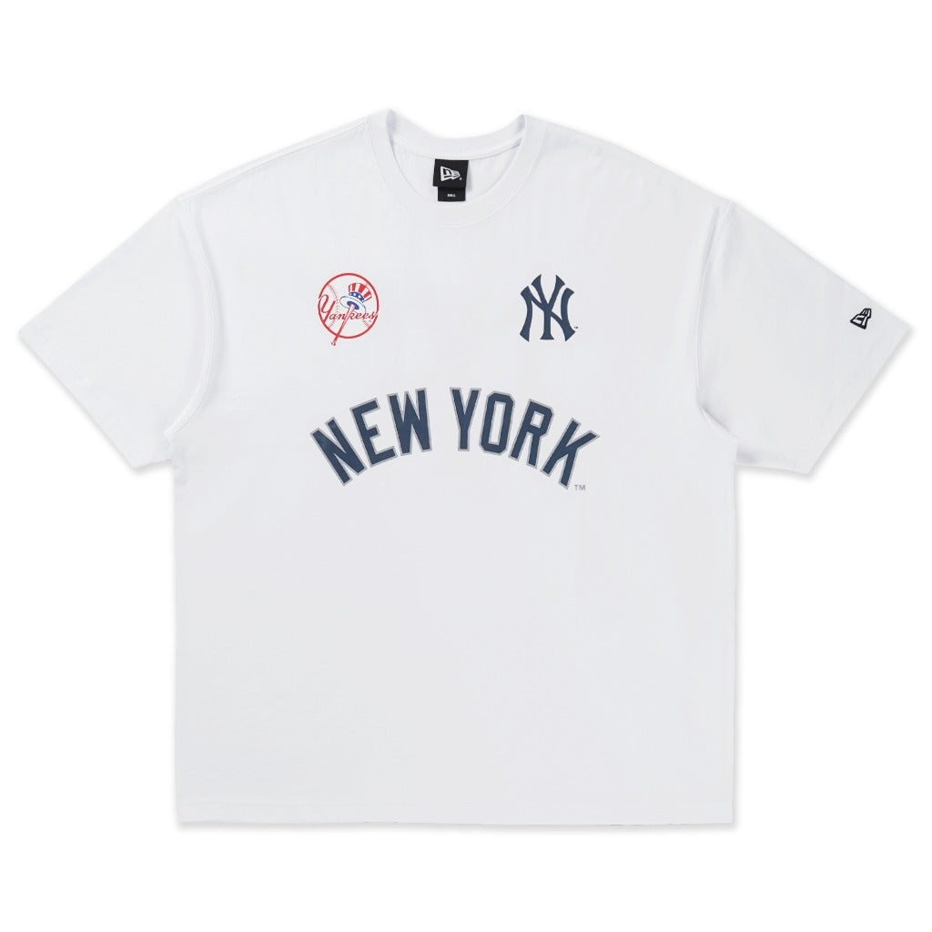 เสื้อโอเวอร์ไซส์ New Era รุ่น New York Yankees Ne Fan Fam White Oversized Short Sleeve T-Shirt