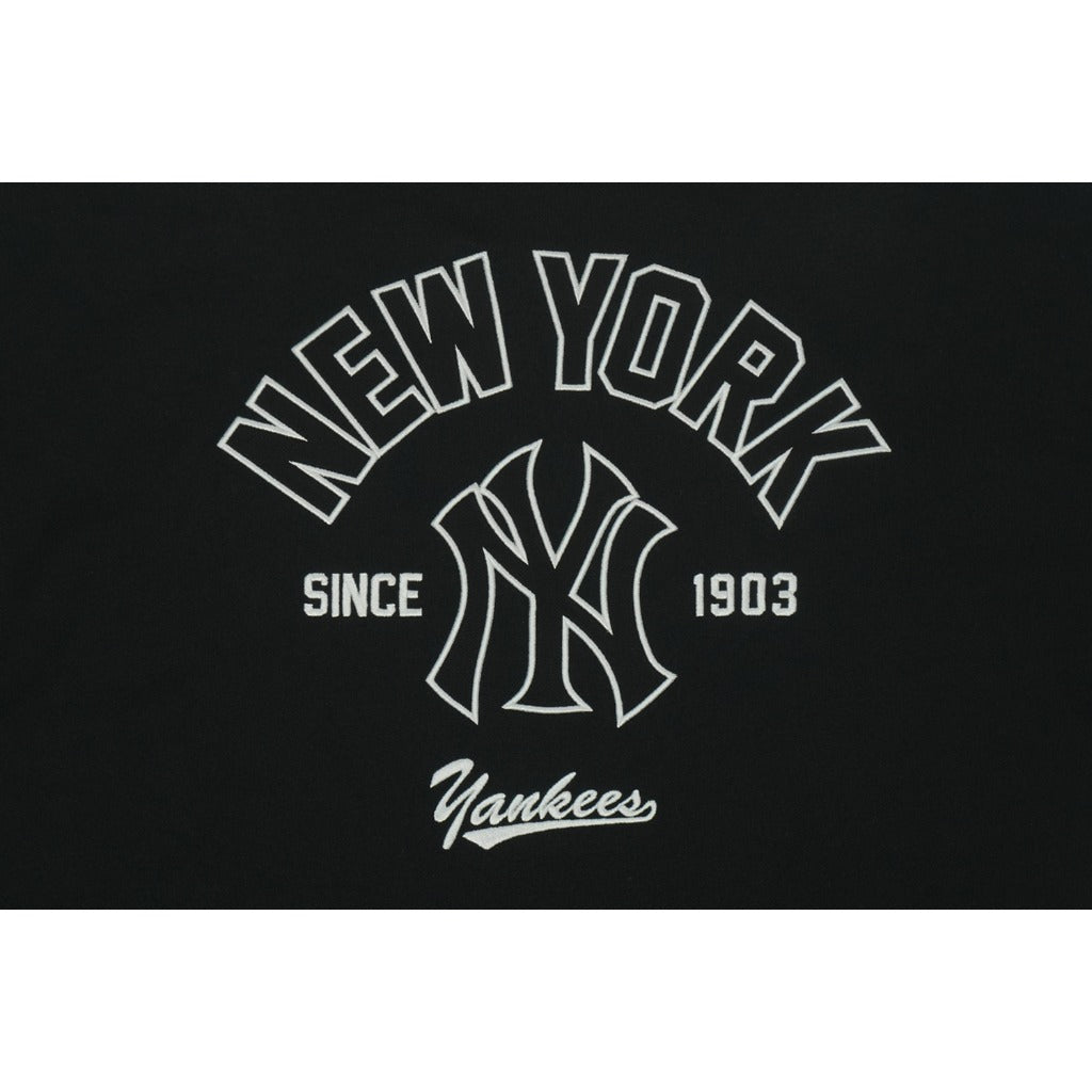 เสื้อโอเวอร์ไซส์ New Era รุ่น New York Yankees MLB Arch Black Oversized Short Sleeve T-Shirt