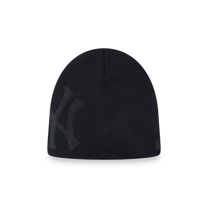 หมวกไหมพรม New Era รุ่น New York Yankees Yankees Debossed Black 4 Dart Cuff Beanie