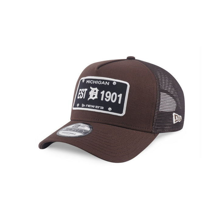 หมวกแก๊ป New Era รุ่น Detroit Tigers License Plate Walnut 9Forty A-Frame Trucker Cap