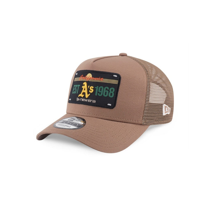 หมวกแก๊ป New Era รุ่น Oakland Athletics License Plate Khaki 9Forty A-Frame Trucker Cap