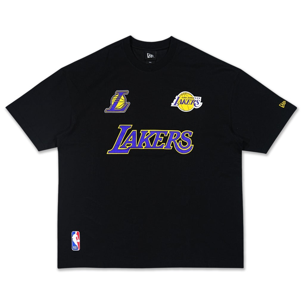เสื้อโอเวอร์ไซส์ New Era รุ่น Los Angeles Lakers Ne Fan Fam Black Oversized Short Sleeve T-Shirt