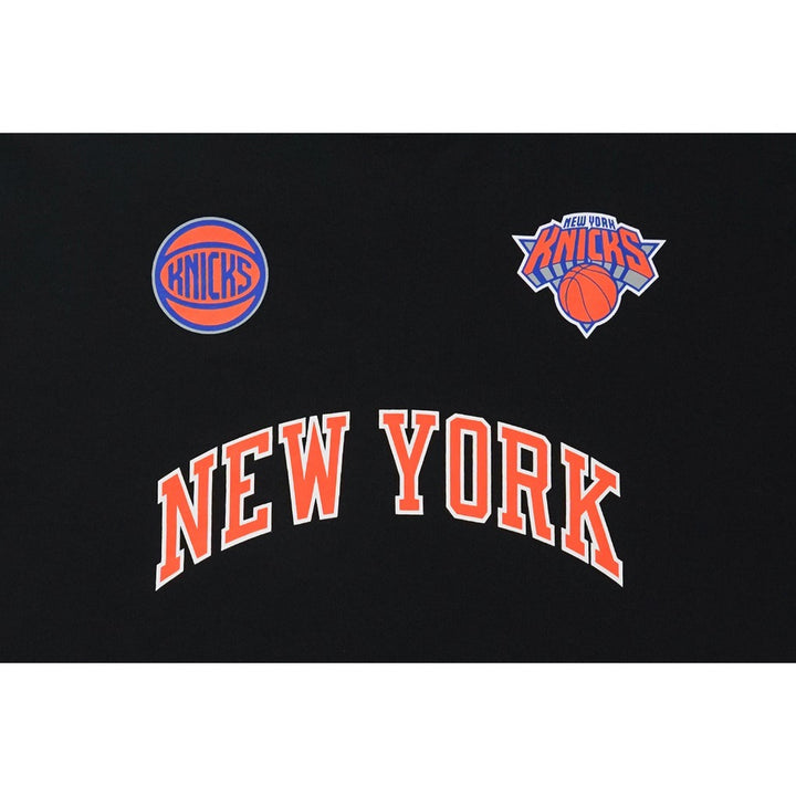เสื้อโอเวอร์ไซส์ New Era รุ่น New York Knicks Ne Fan Fam Black Oversized Short Sleeve T-Shirt