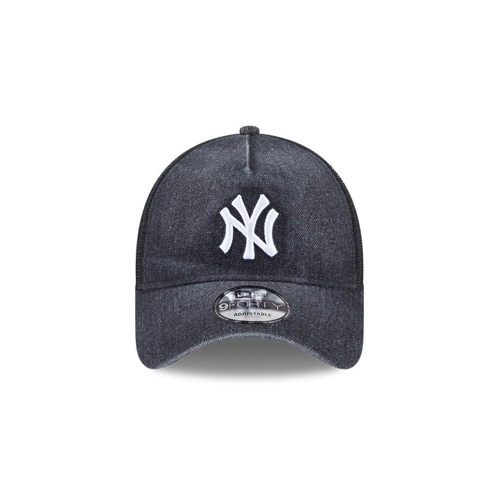 หมวกแก๊ป New Era รุ่น New York Yankees Washed Denim Black 9Forty A-Frame Trucker Cap