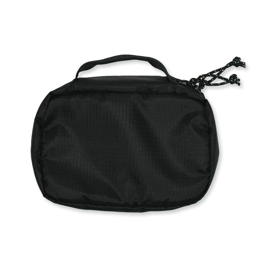 กระเป๋า New Era รุ่น New Era Travel Era Water Repellent Black Kit Wash Pouch