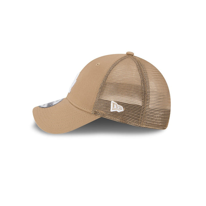หมวกแก๊ป New Era รุ่น Los Angeles Dodgers Classic Khaki 9Forty Trucker Cap