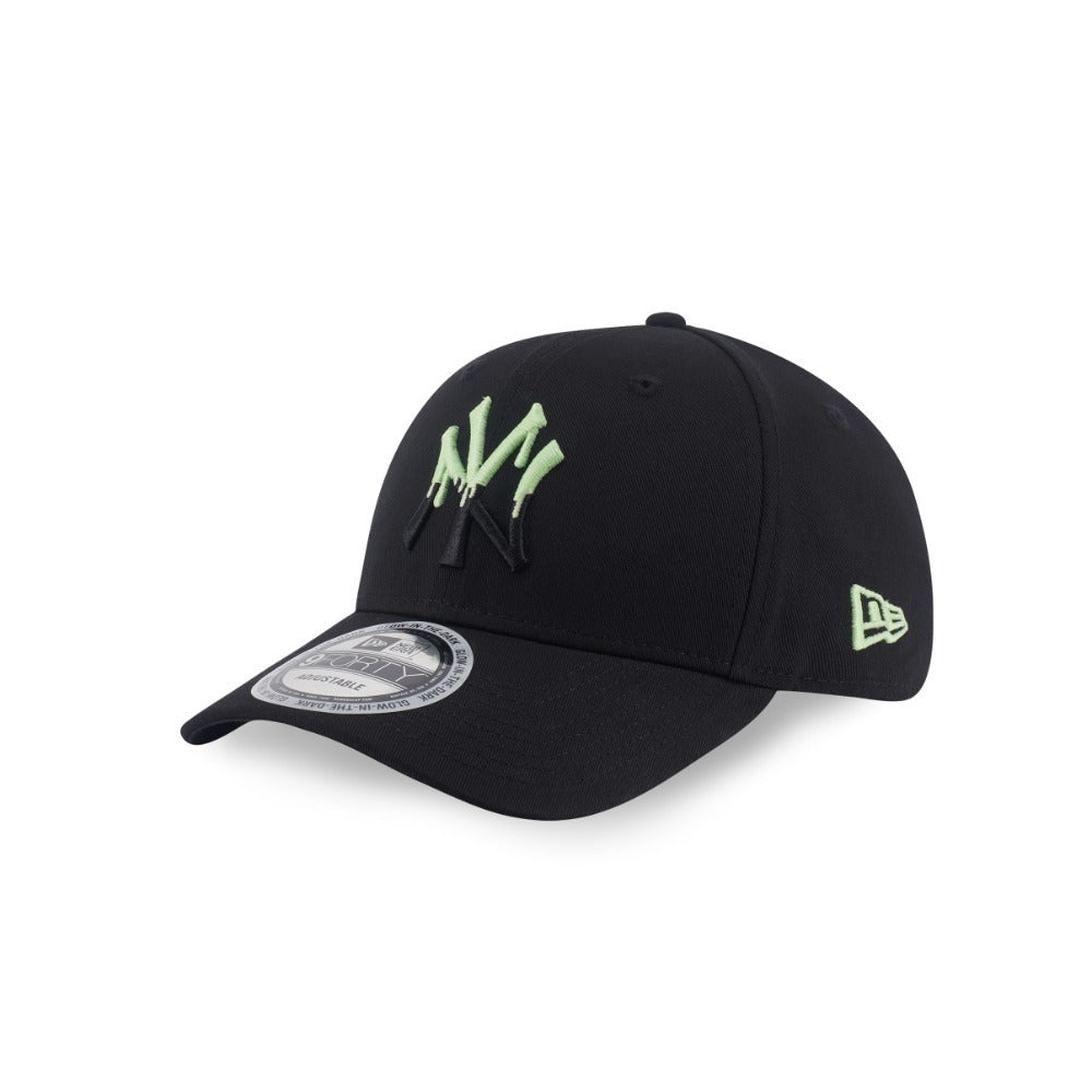 หมวกแก๊ป New Era รุ่น New York Yankees Glow In The Dark Black 9Forty Cap