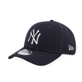 หมวก NEW YORK YANKEES METAL LOGO BLACK 9FORTY CAP